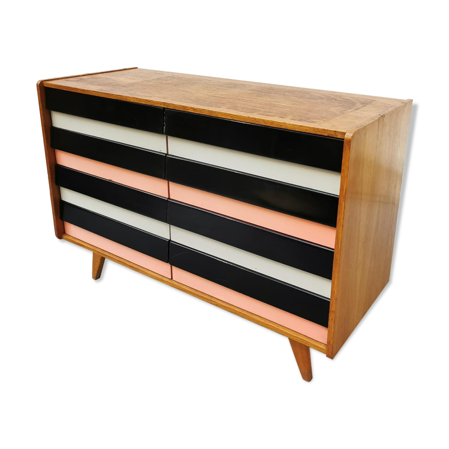 Commode de Jiri Jiroutek
