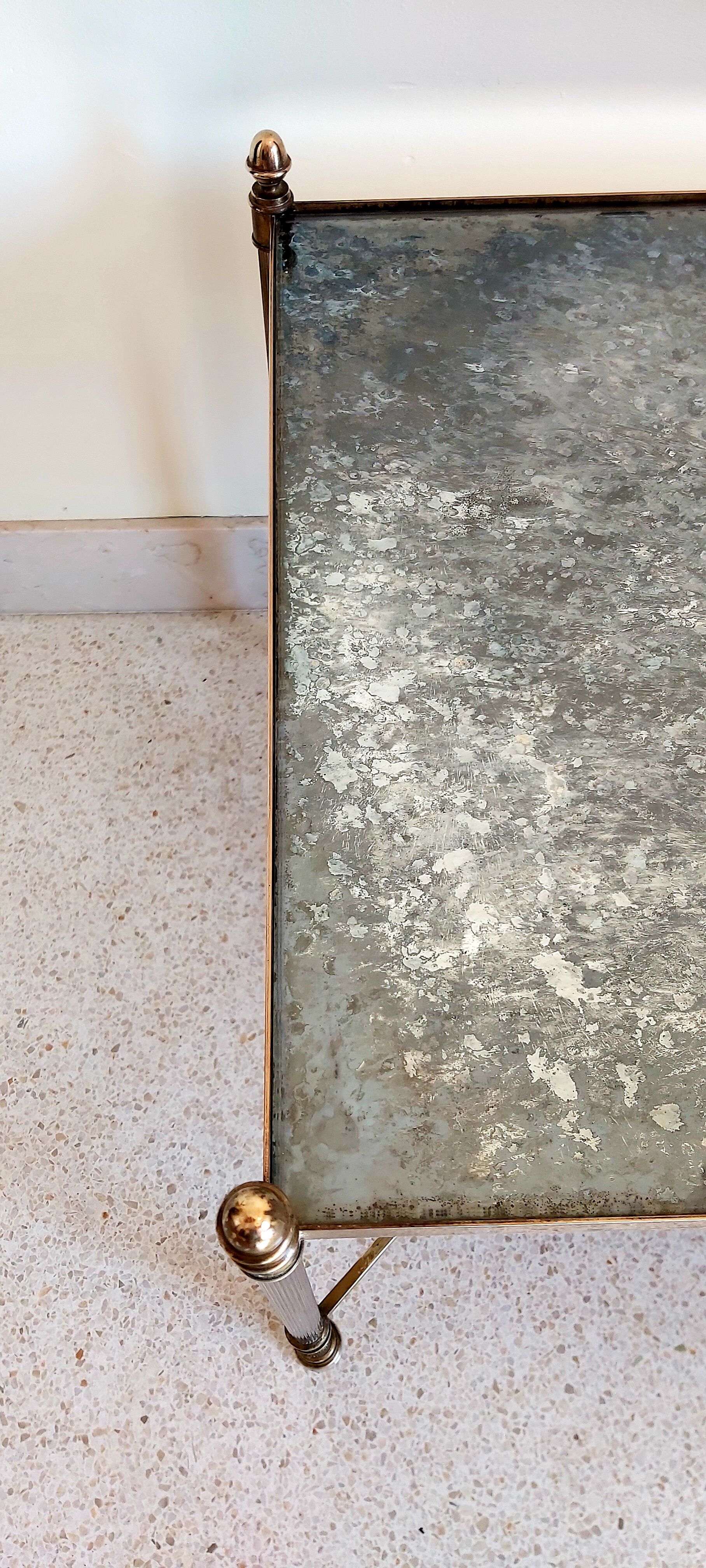 Table basse néoclassique 1960 laiton doré