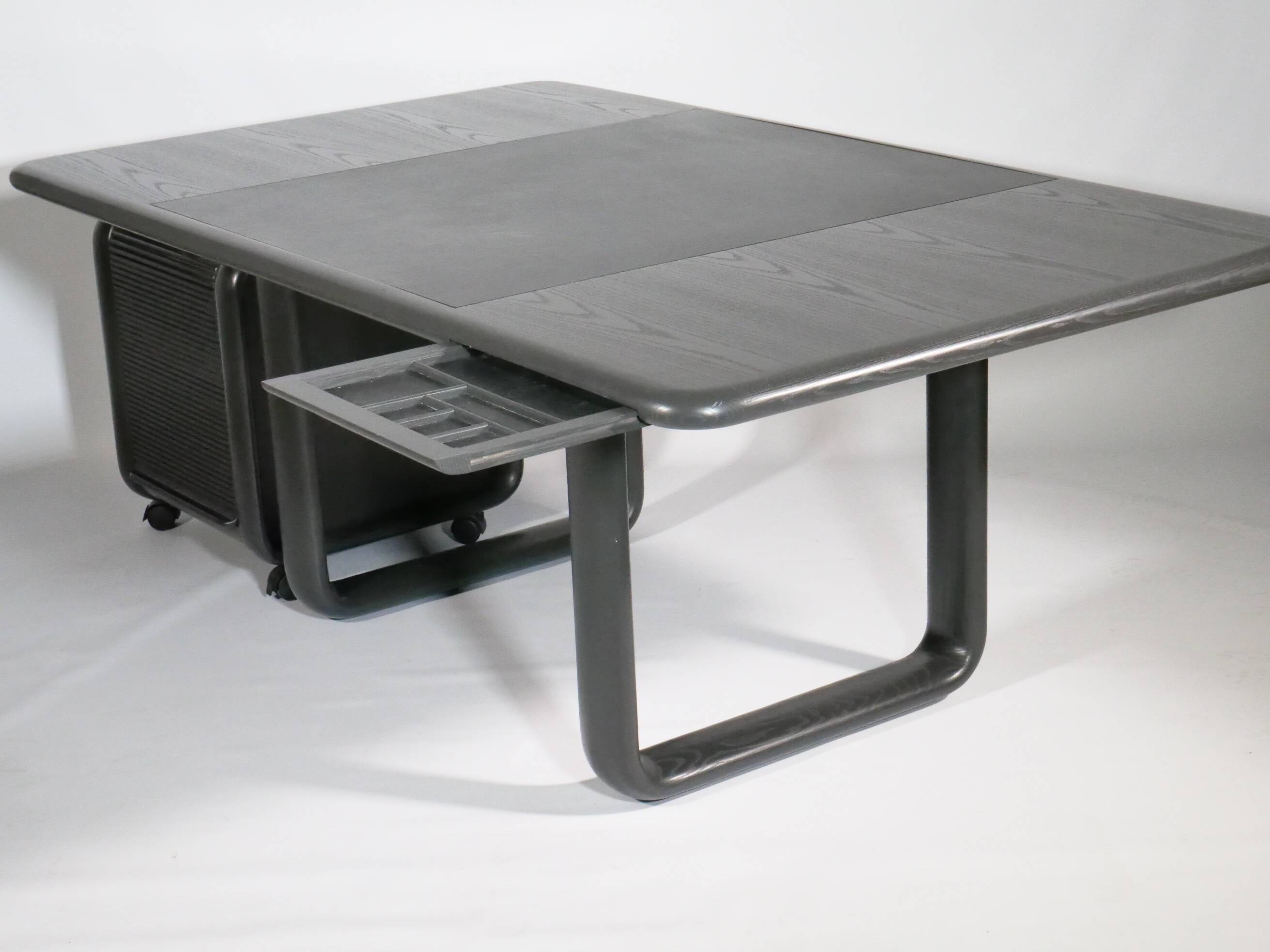 Bureau "Hombre" en bois massif par B.Vogtherr pour Rosenthal, années 1970