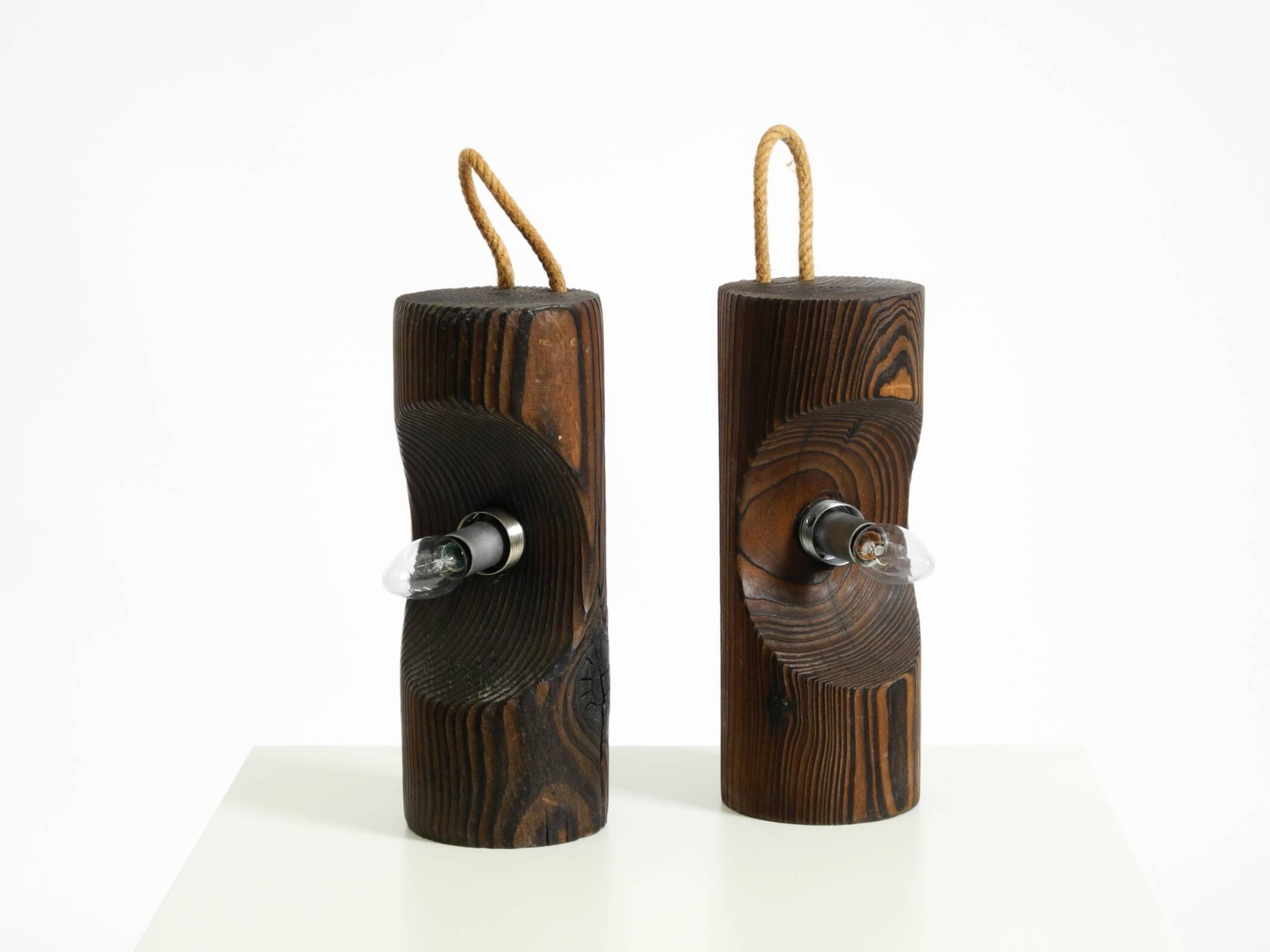 Pair of rare 1960s Temde table and wall lamps made of solid pine