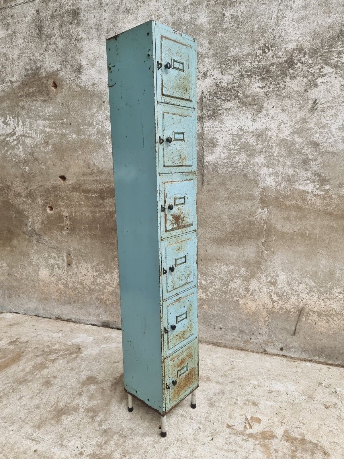 Industrial cabinet locker cabinet Oostwoud vintage blue
