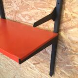 Tomado shelf