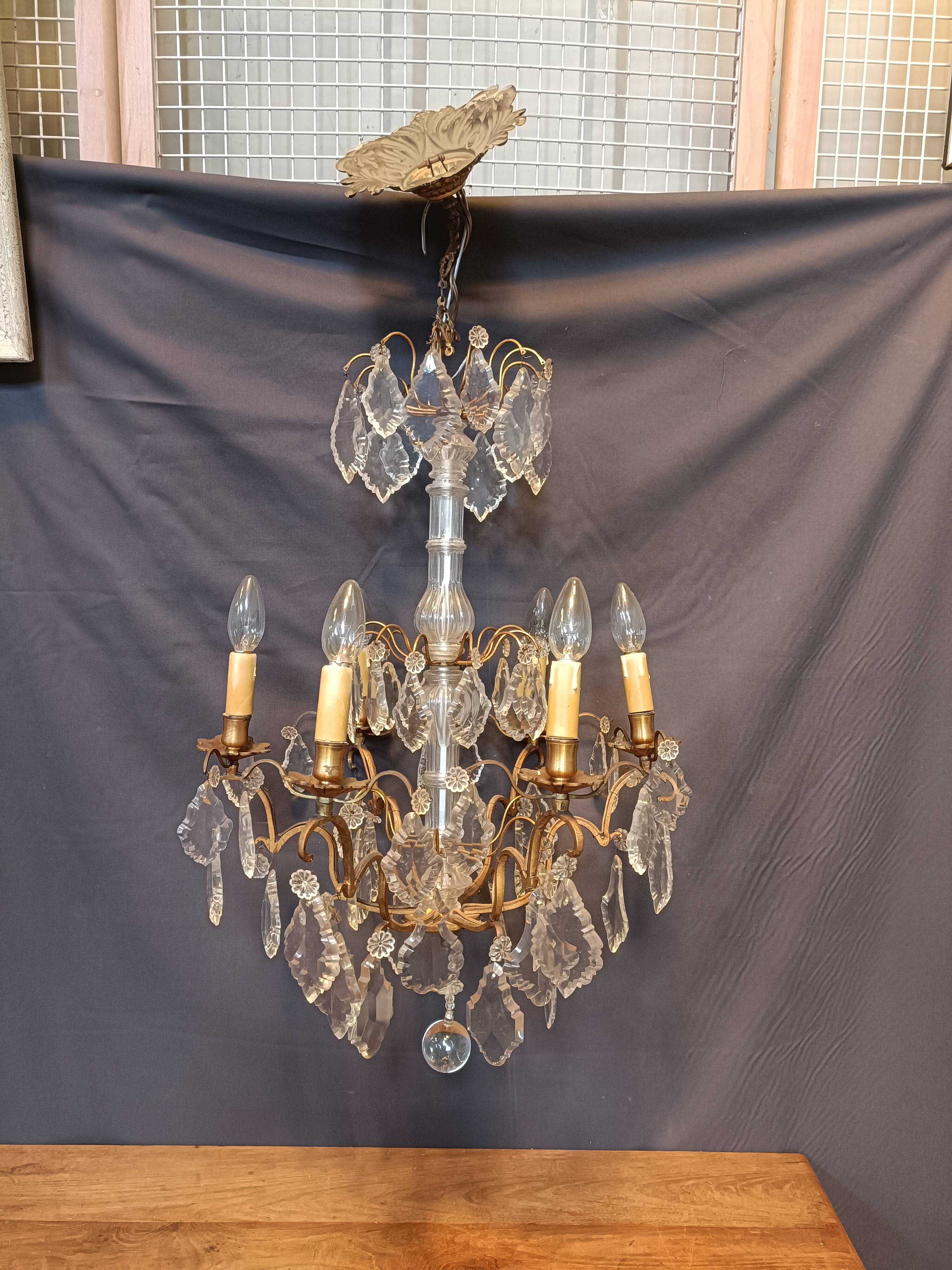 Crystal grapefruit chandelier, glass barrel