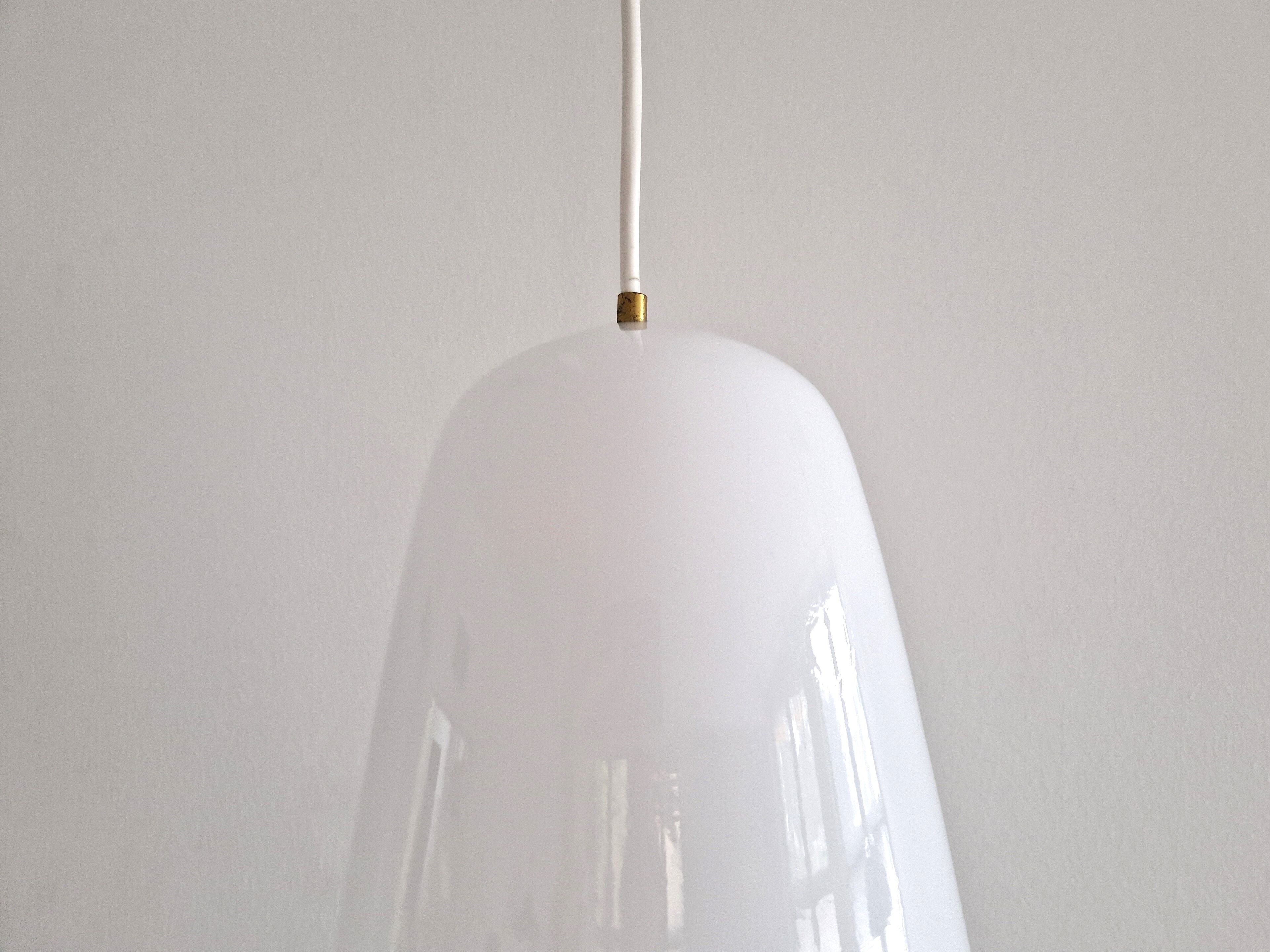 White Murano glass pendant lamp by Massimo Vignelli for Venini, Italy 1960's