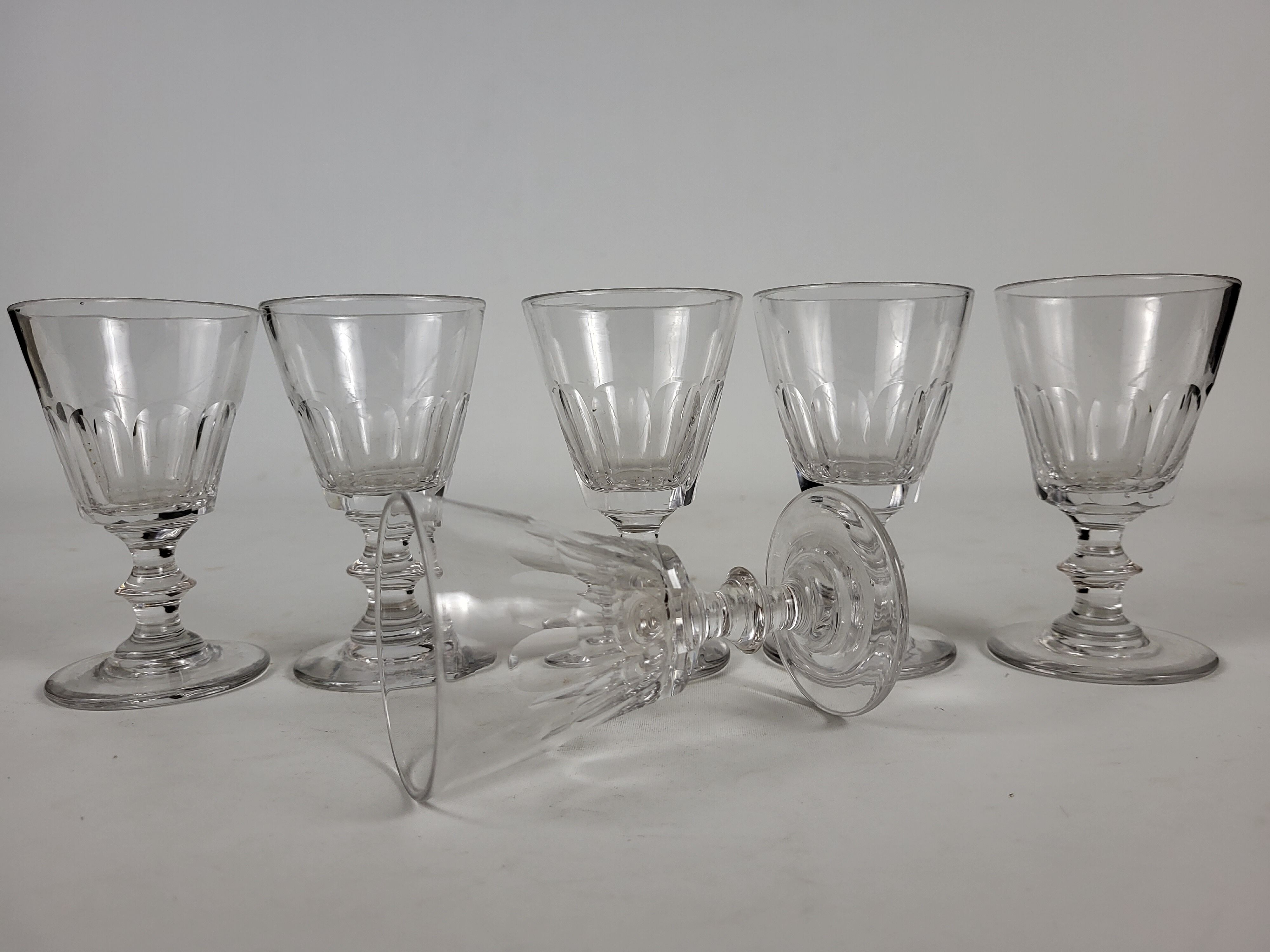 6 crystal glasses of Baccarat / Saint Louis model Cato