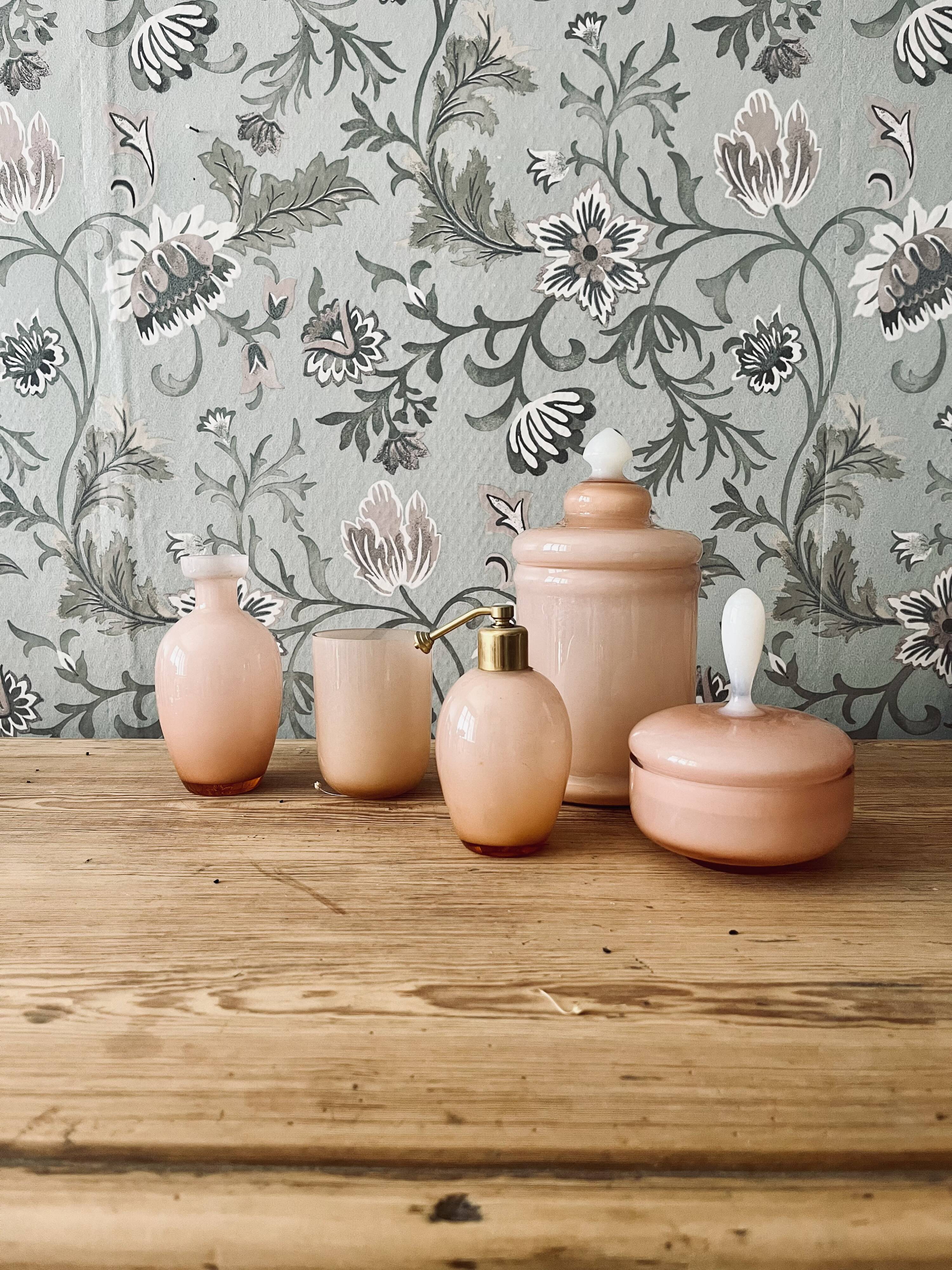 Old opaline toiletries