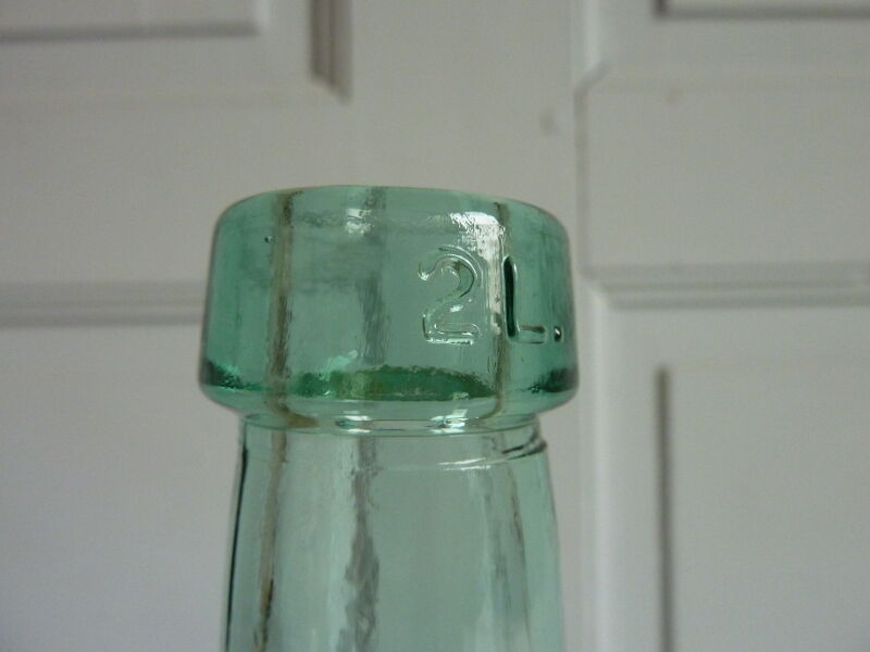 Demijohn 2 liters light green