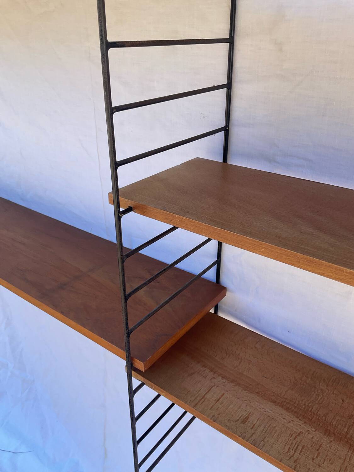 1960s String shelf in teak and metal