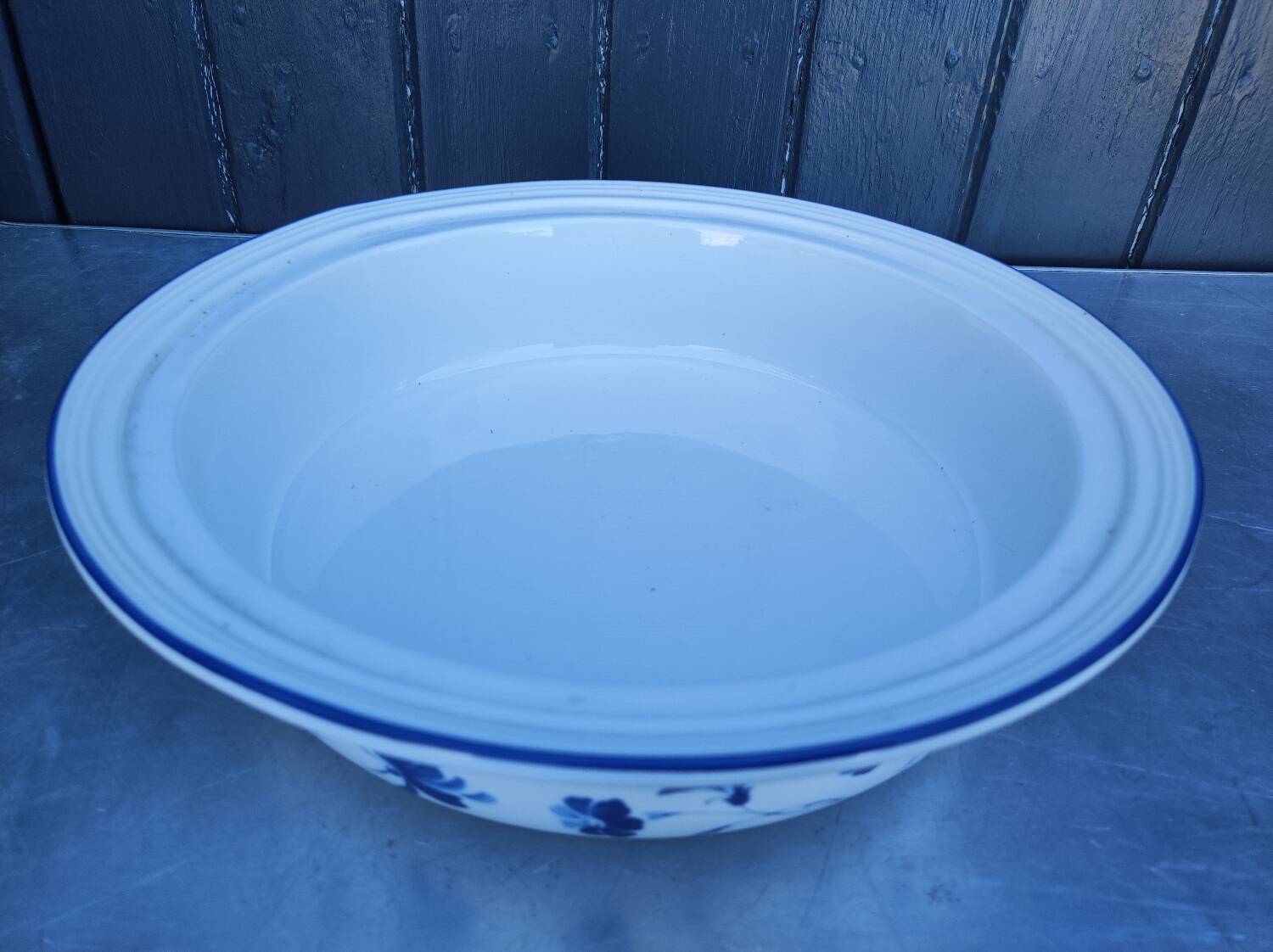 Old Villeroy & Boch hollow dish, blue floral pattern