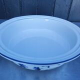 Ancien plat creux Villeroy & Boch, motif floral bleu