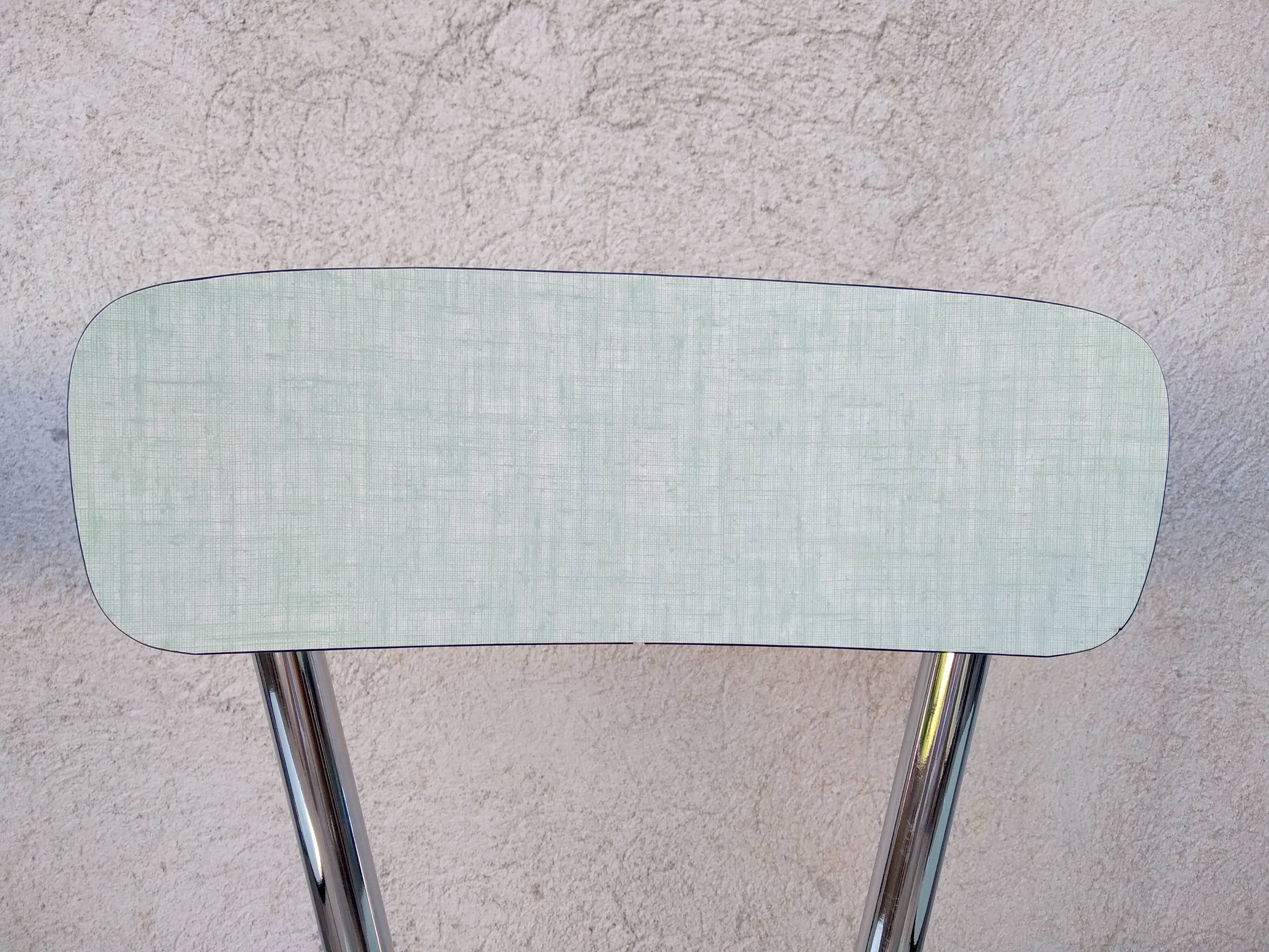 Set of 3 Formica chairs