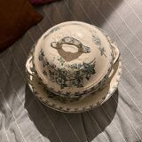 Porcelain soup tureen and dish