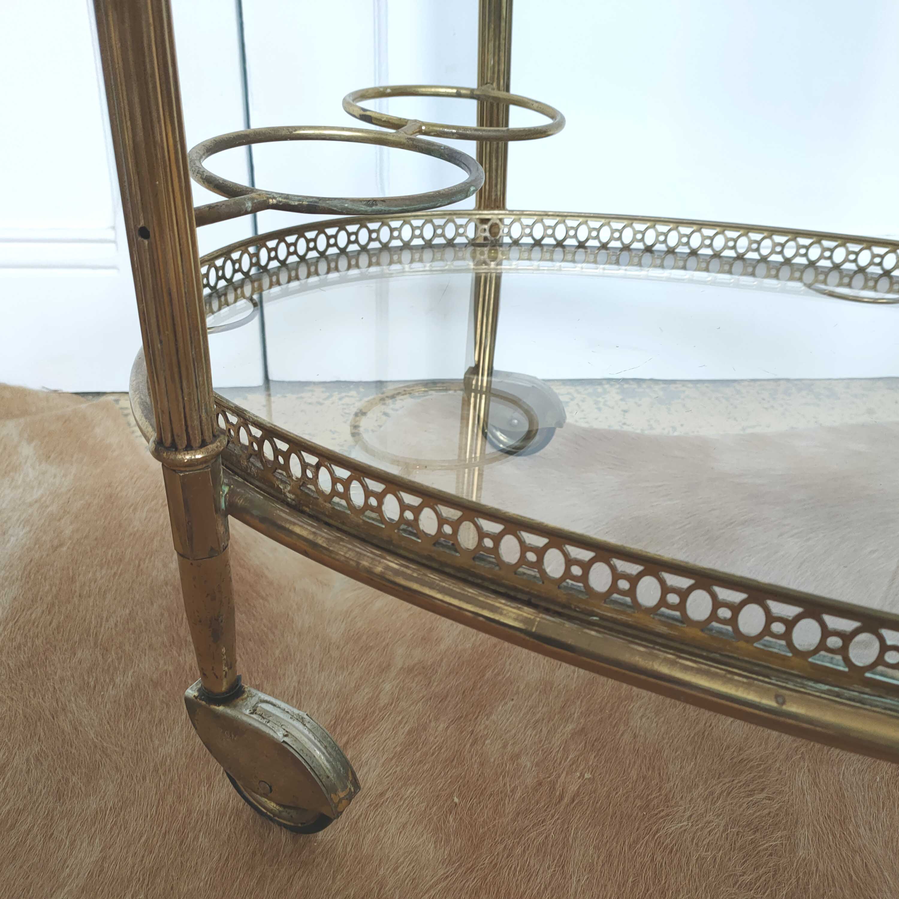 Desserte golden bar brass and glass