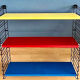 Tomado — Étagère murale vintage à 3 tablettes bleu, rouge & jaune