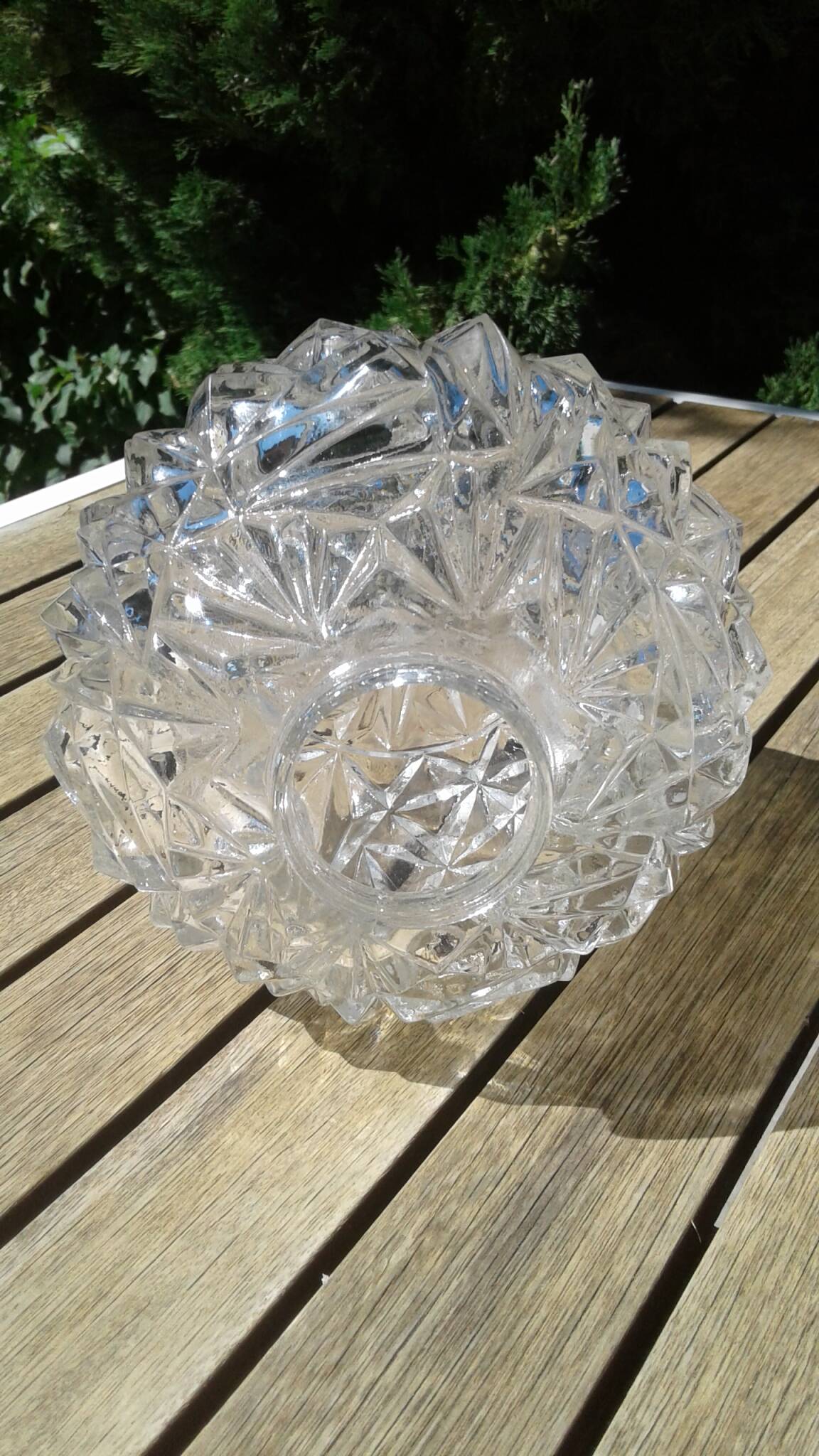 Globes for suspension