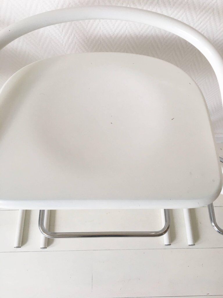 Set of three white and chrome bar stools by Thema Italy to the 1970s