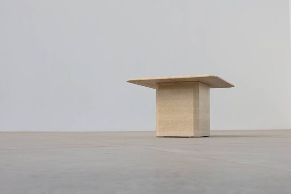 Table basse ou d'appoint carrée en travertin du milieu du siècle, Italie, années 1960