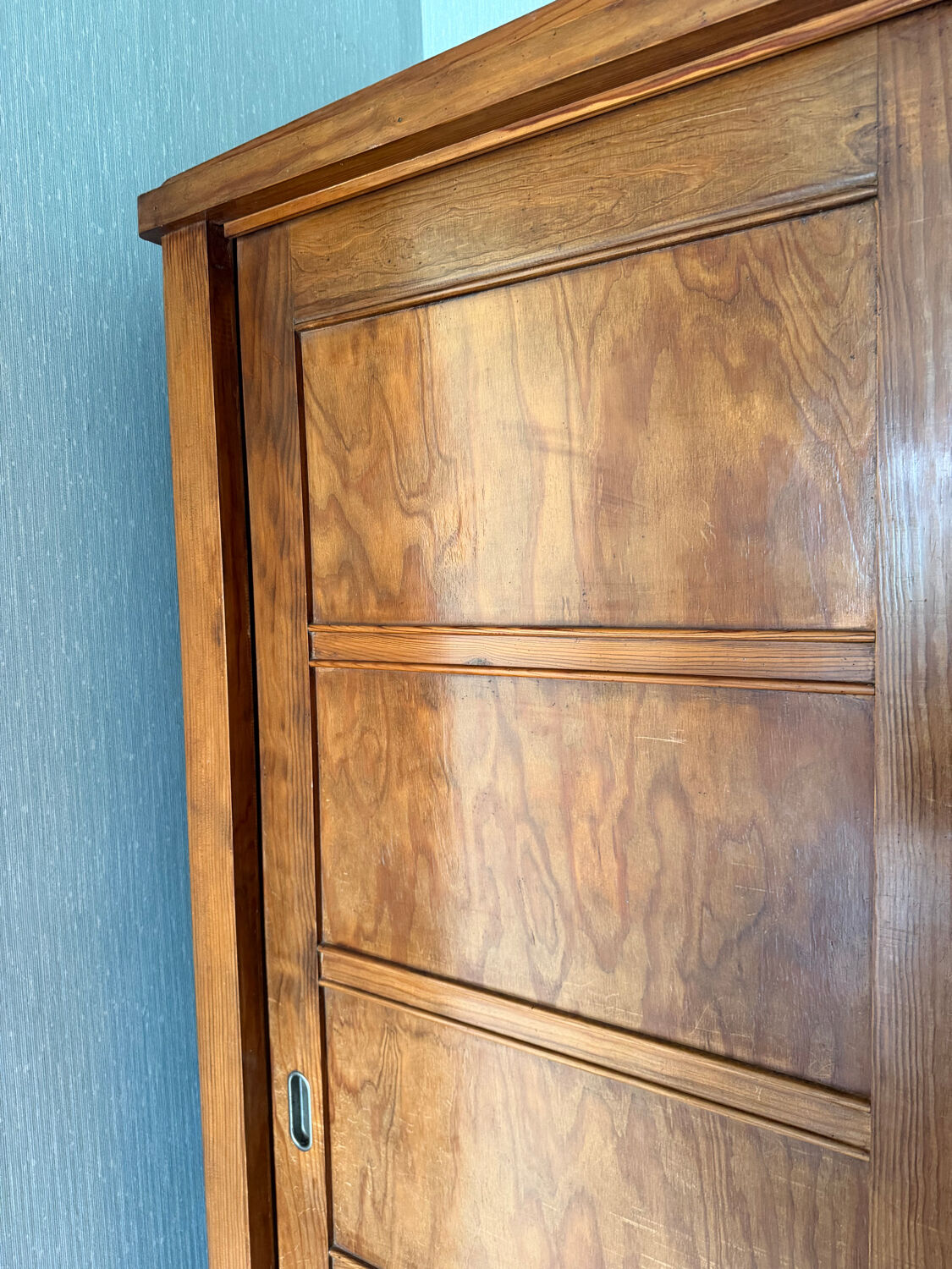 Design wardrobe by René Gabriel in solid wood circa 1945.