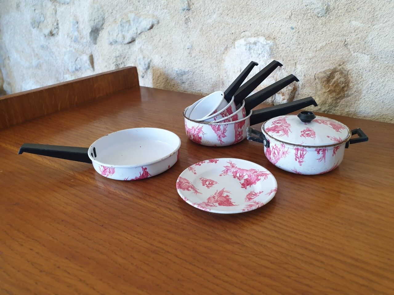 Dinette in sheet metal 60s