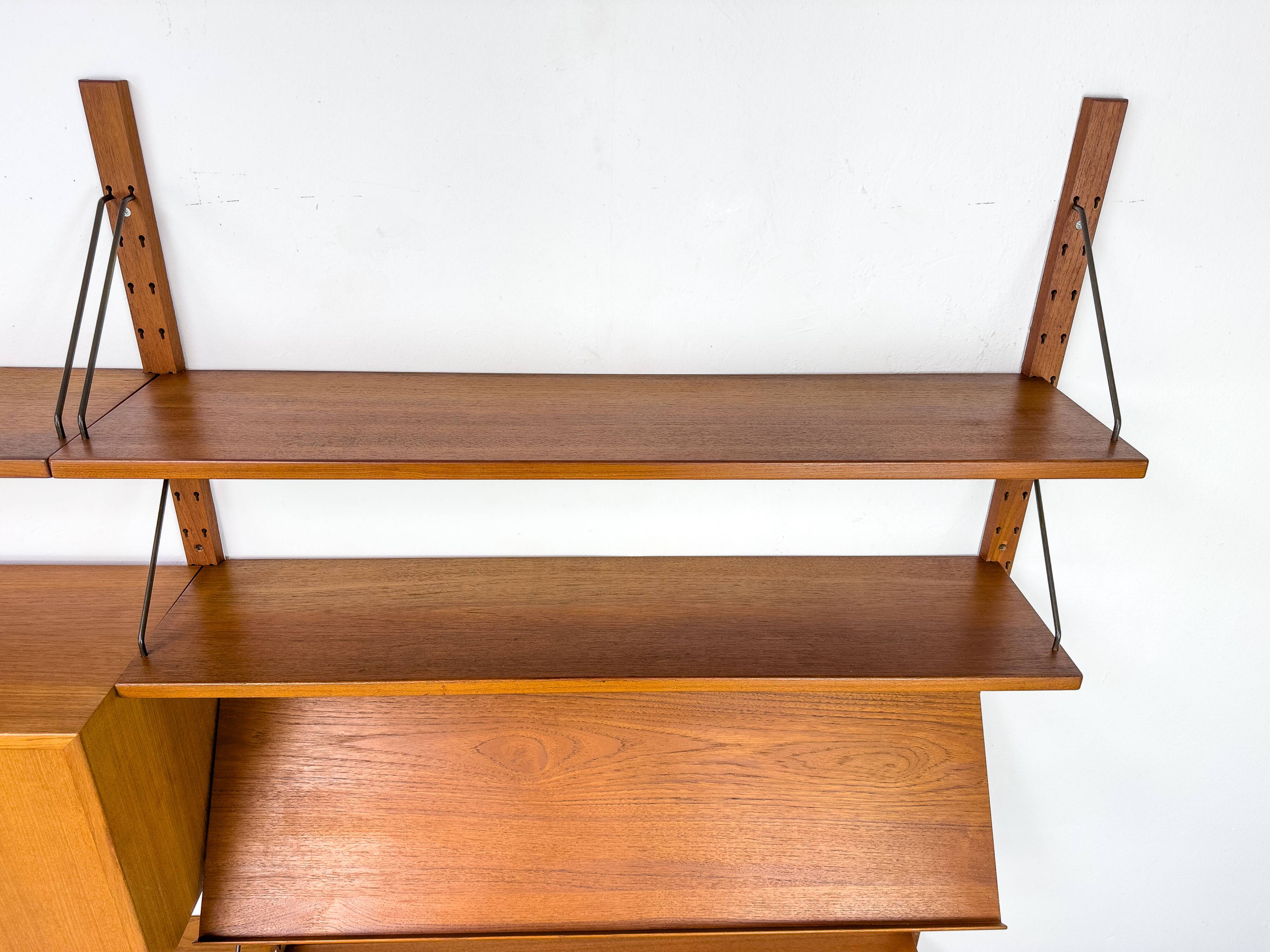 Système mural en teck par Sven Ellekaer pour Albert Hansen, années 1960