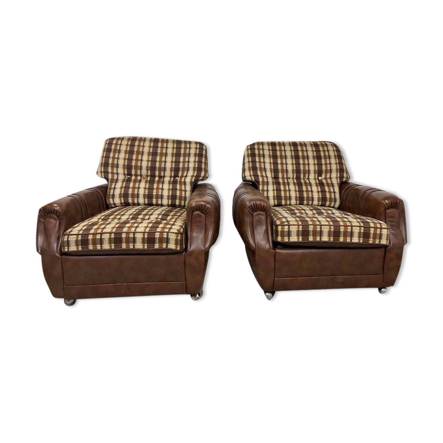 set of 2 vintage armchairs / single seats / armchairs