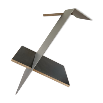 Design bedside table