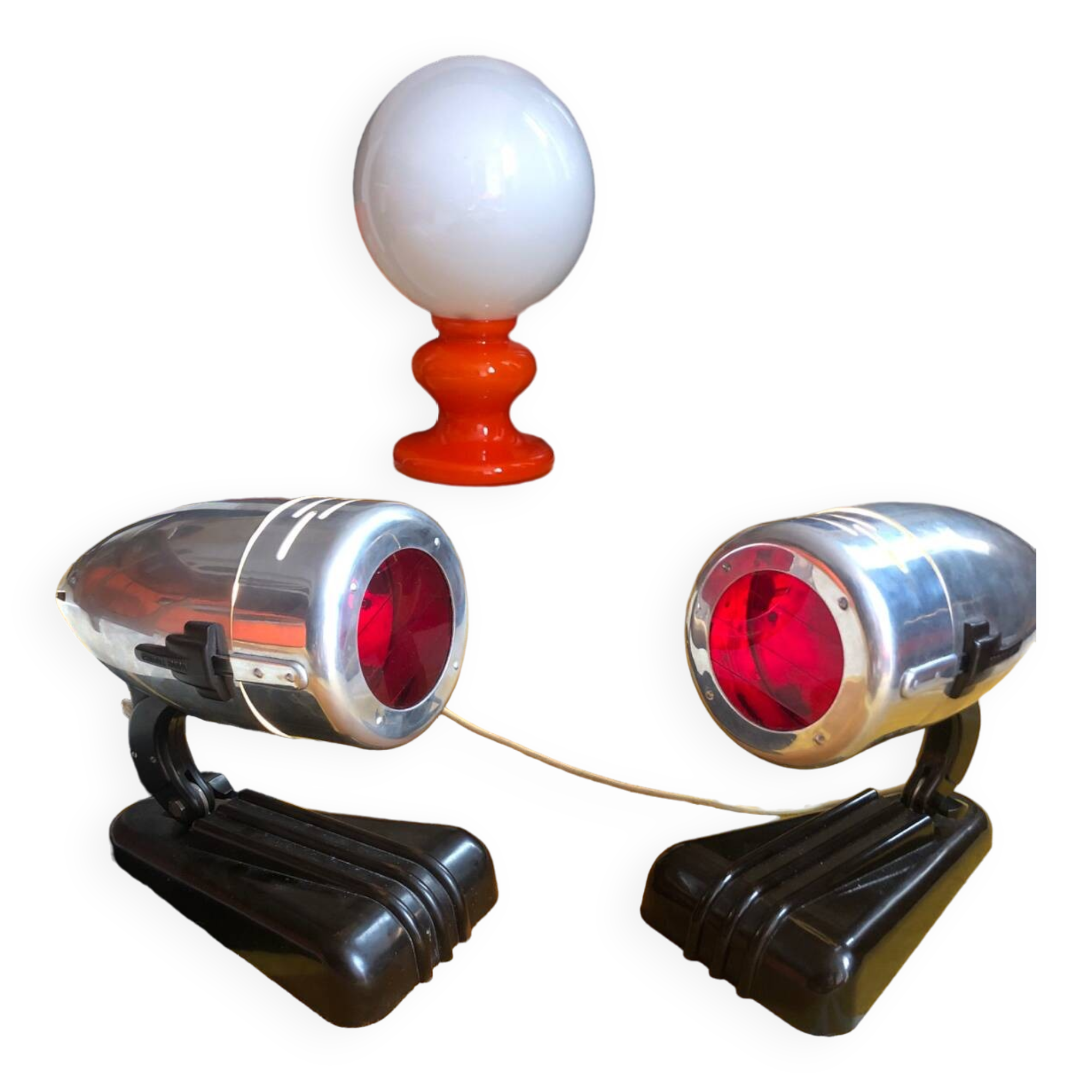 Pair of Hanau lamps, streamline design