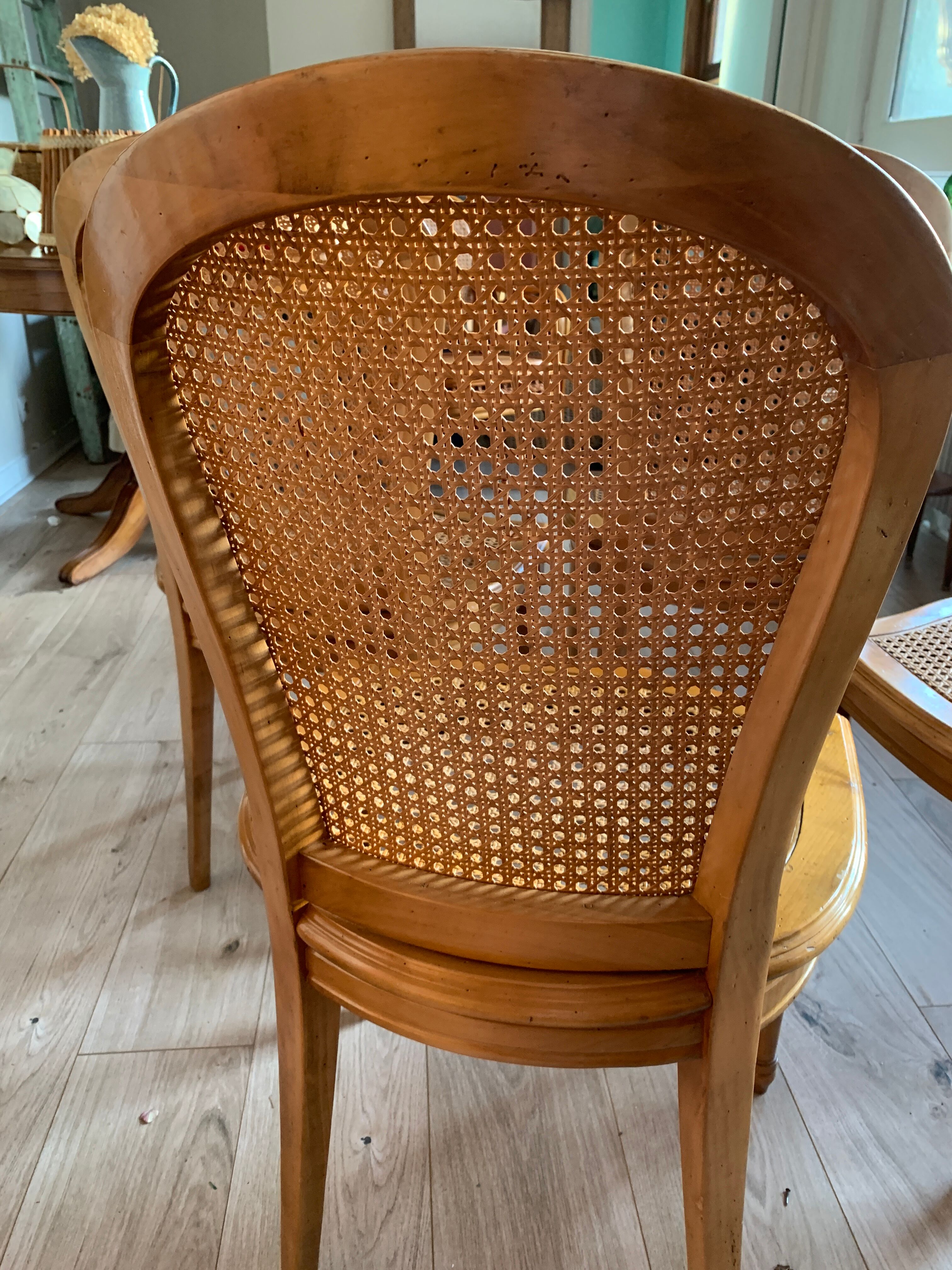 Lot of 4 chairs