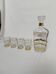 Carafe à liqueur et ses 4 petits verres