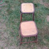 2 stools