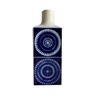Ceramic bottle