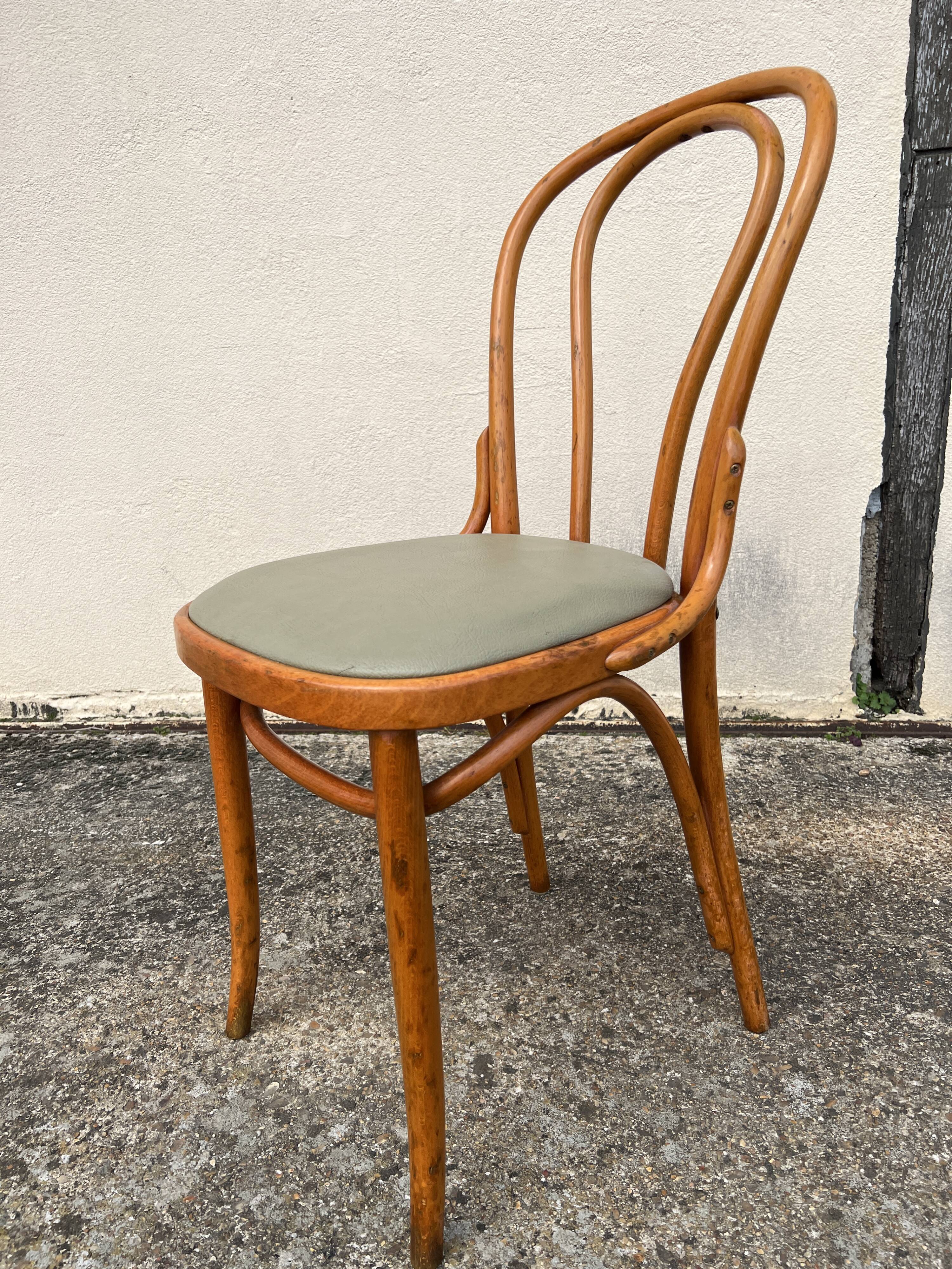 Lot de 14 chaises bistrot