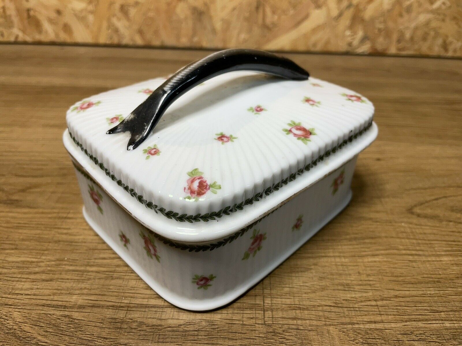 OLD SARDINE BOX, VICTORIA AUSTRIA PORCELAIN BOX