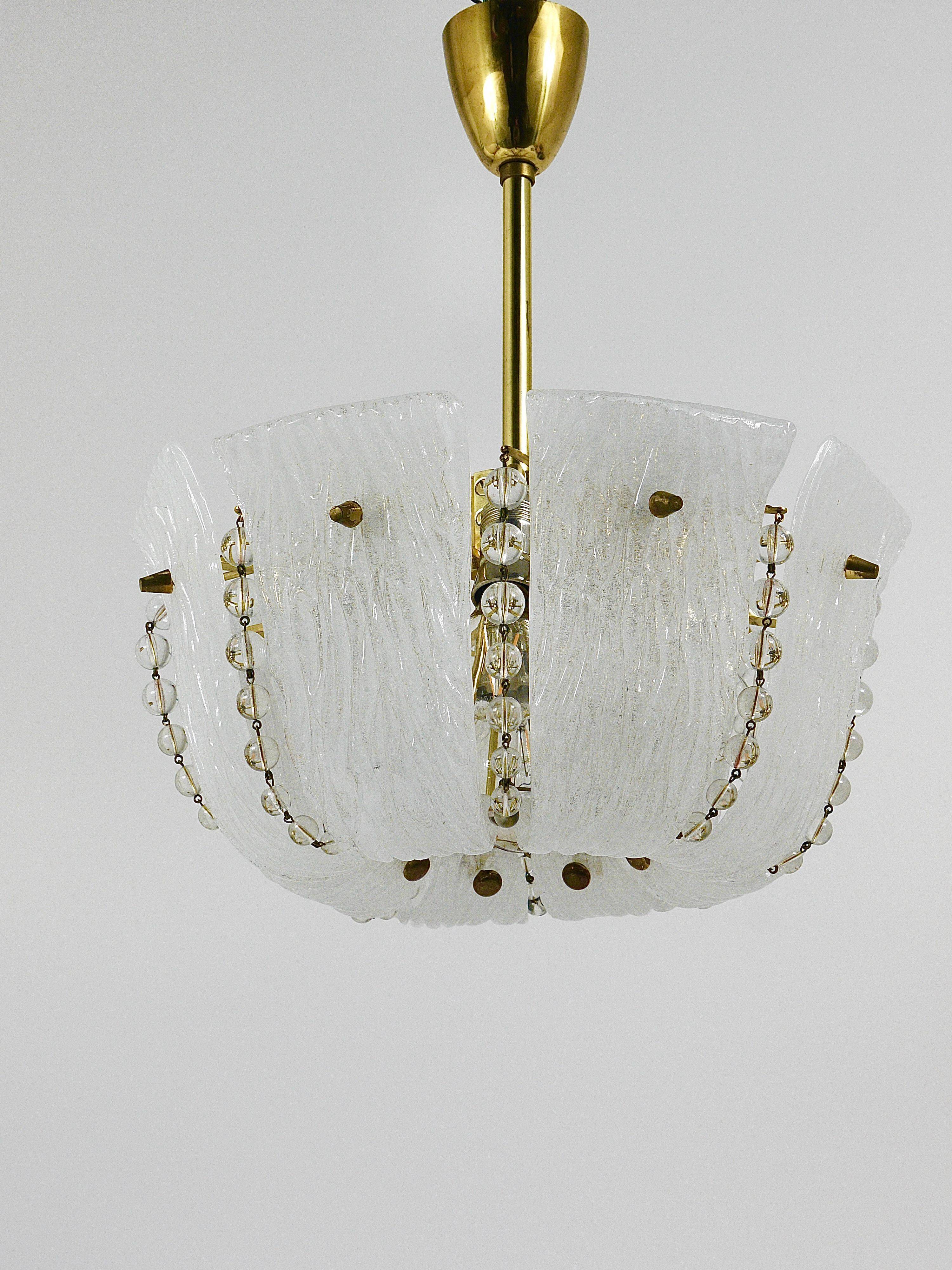 J.T. Kalmar Petite curved suspension basket, brass and glass, Austria, 1950s