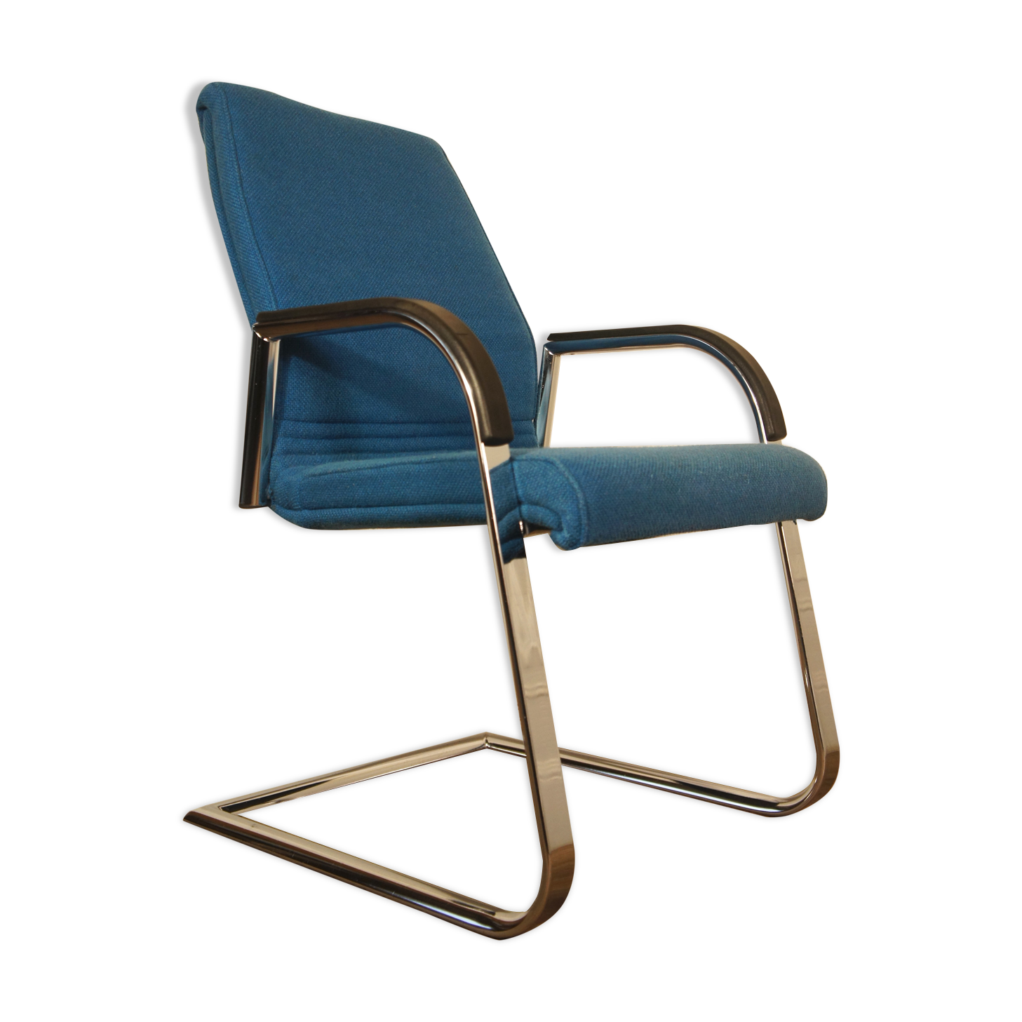 Cantilever chair with chrome metal armrests & blue wool