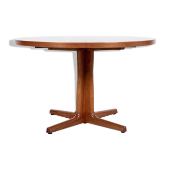Midcentury Danish round extendable dining table in teak 1960s - with flat border