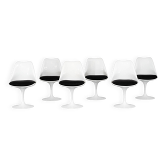 Set of "Tulip" model chairs by Eero Saarinen for Knoll, USA 1957.