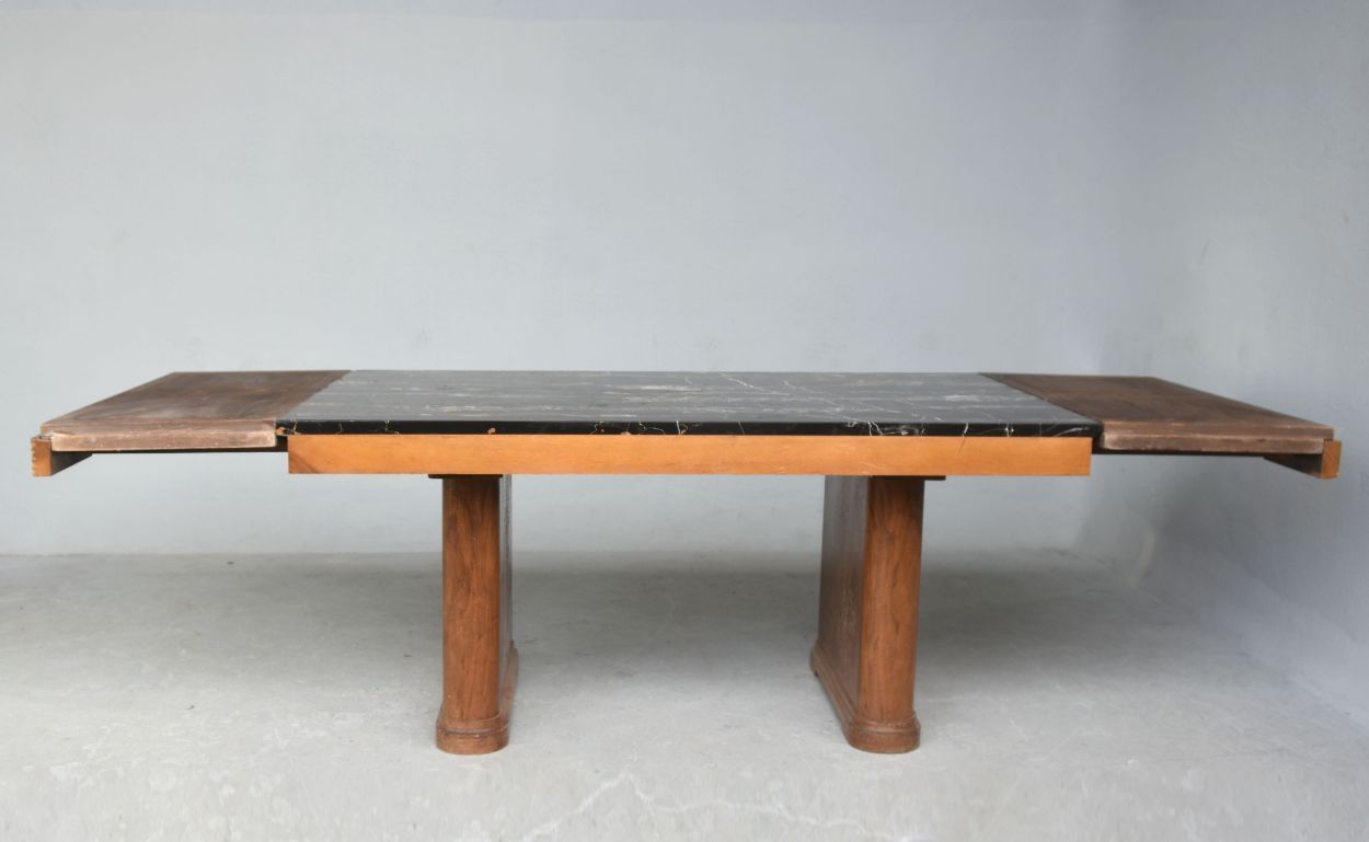 Dining room table 1940 rosewood tray in portr