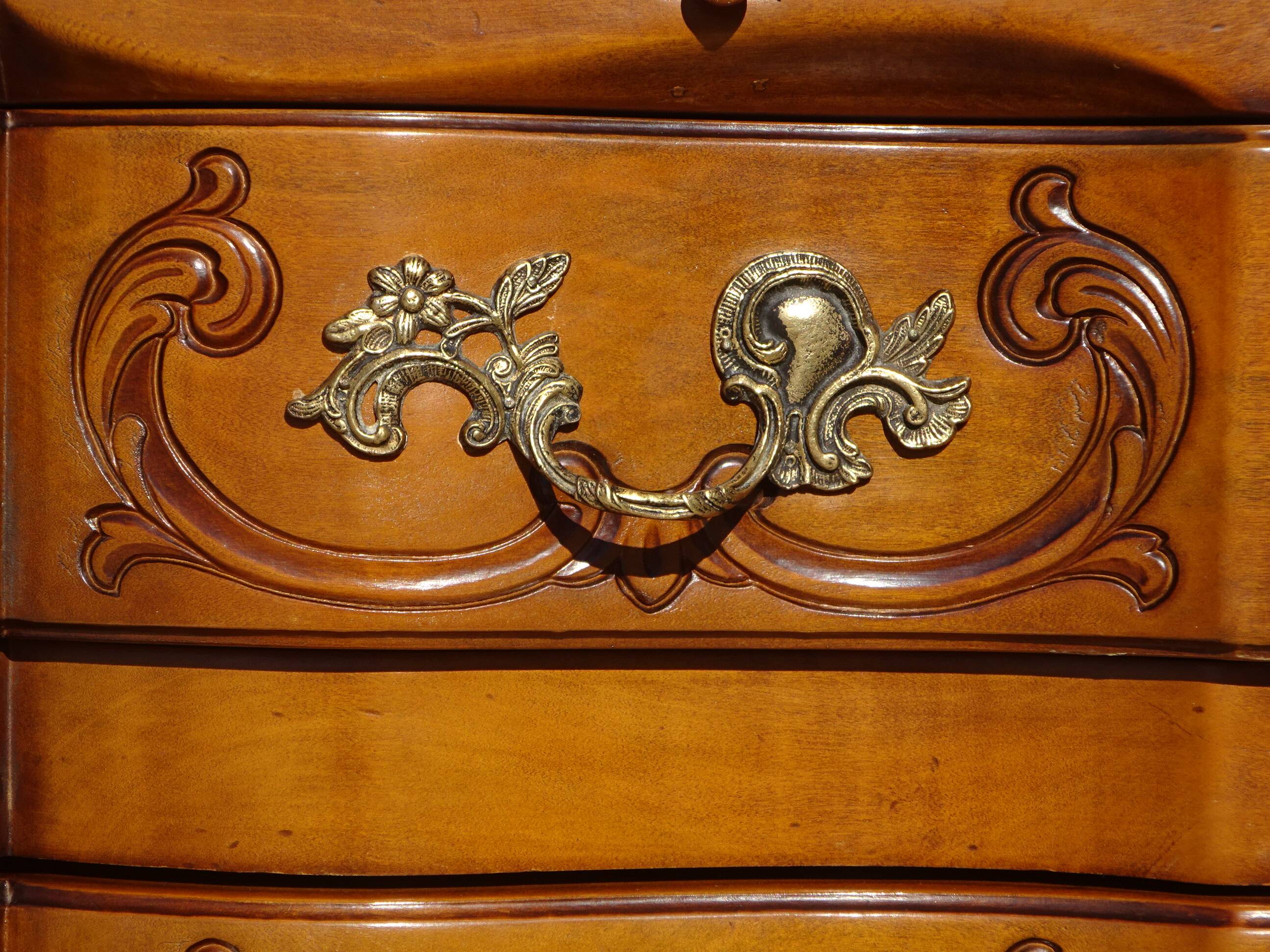 Secretary in solid cherry wood in Louis XV style.