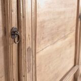 Ancien buffet en bois de pin à trois portes (vers 1920)