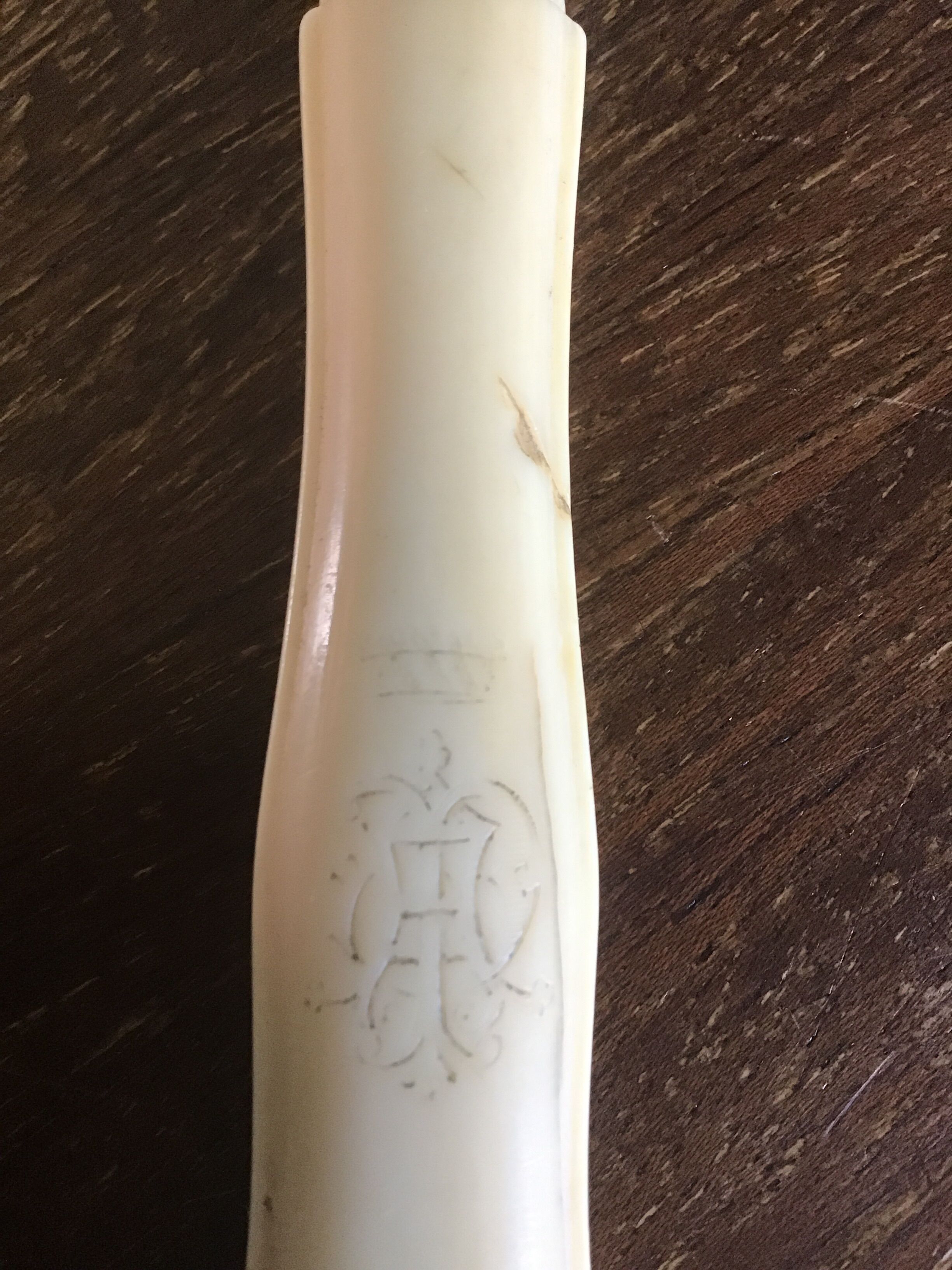 5 ivory handle knives 19 eme