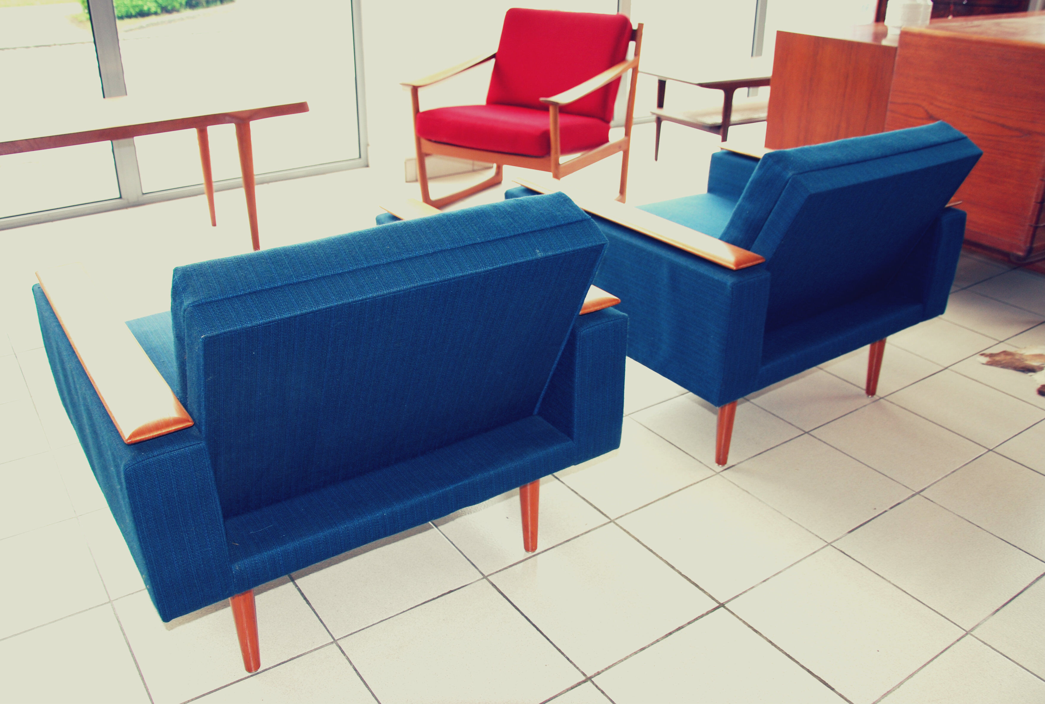 Paire de fauteuils Allemand 1960, COR design.