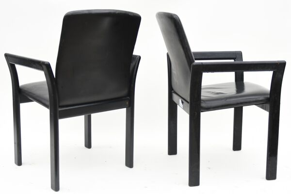 Paire de fauteuils en cuir noir G Mobel Sweden