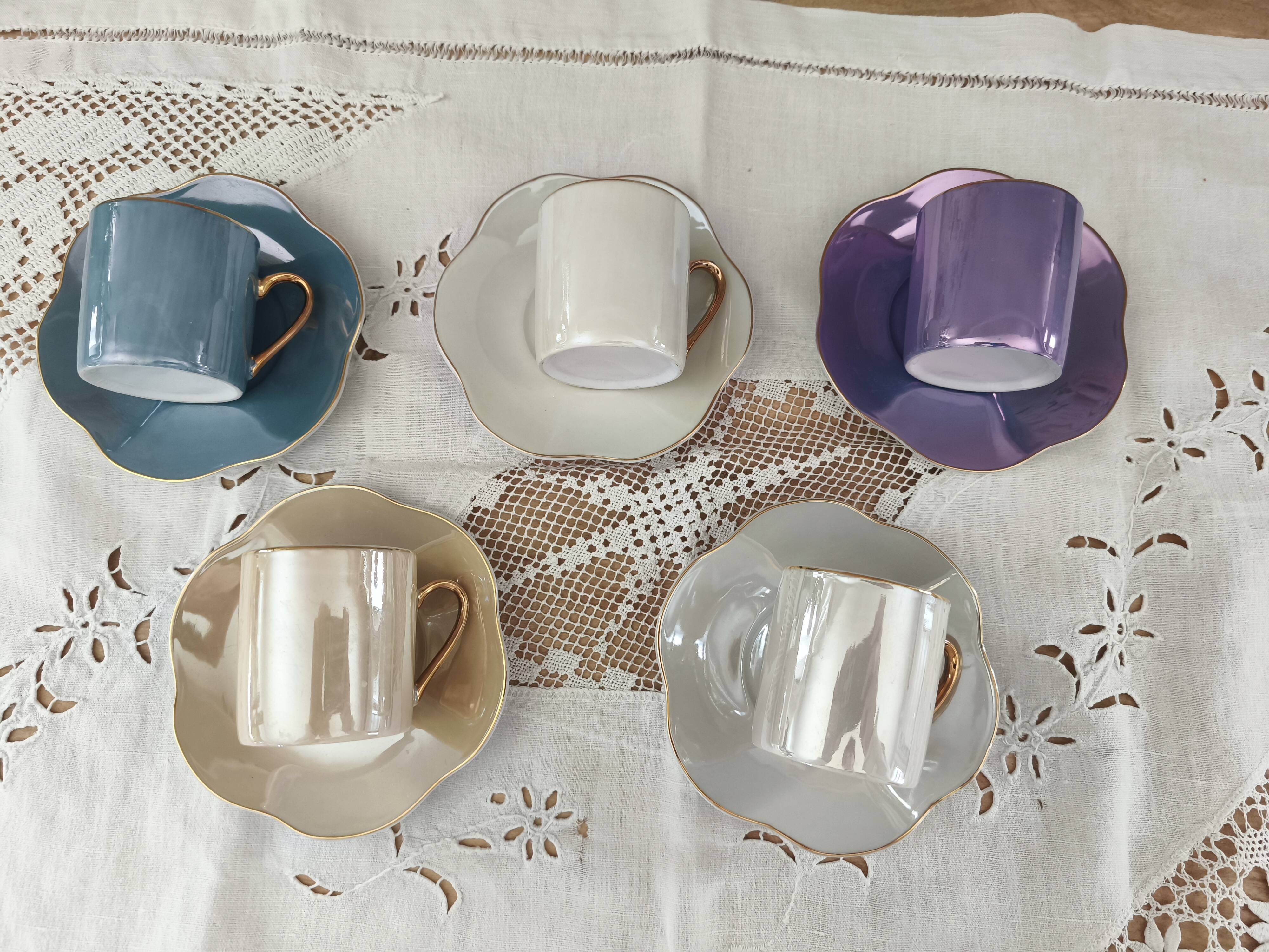 Set of 5 iridescent harlequin espresso coffee cups