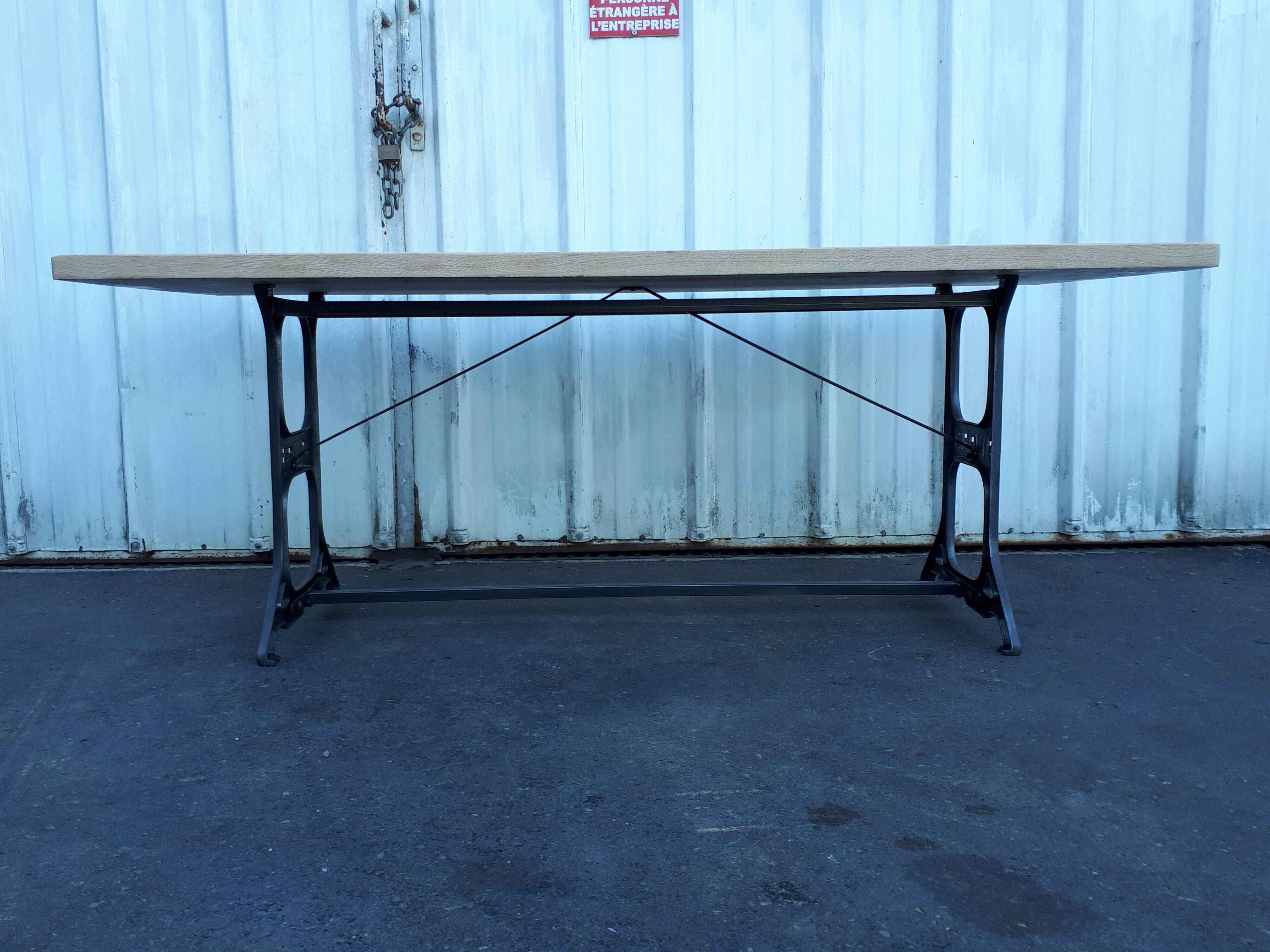 Industrial table