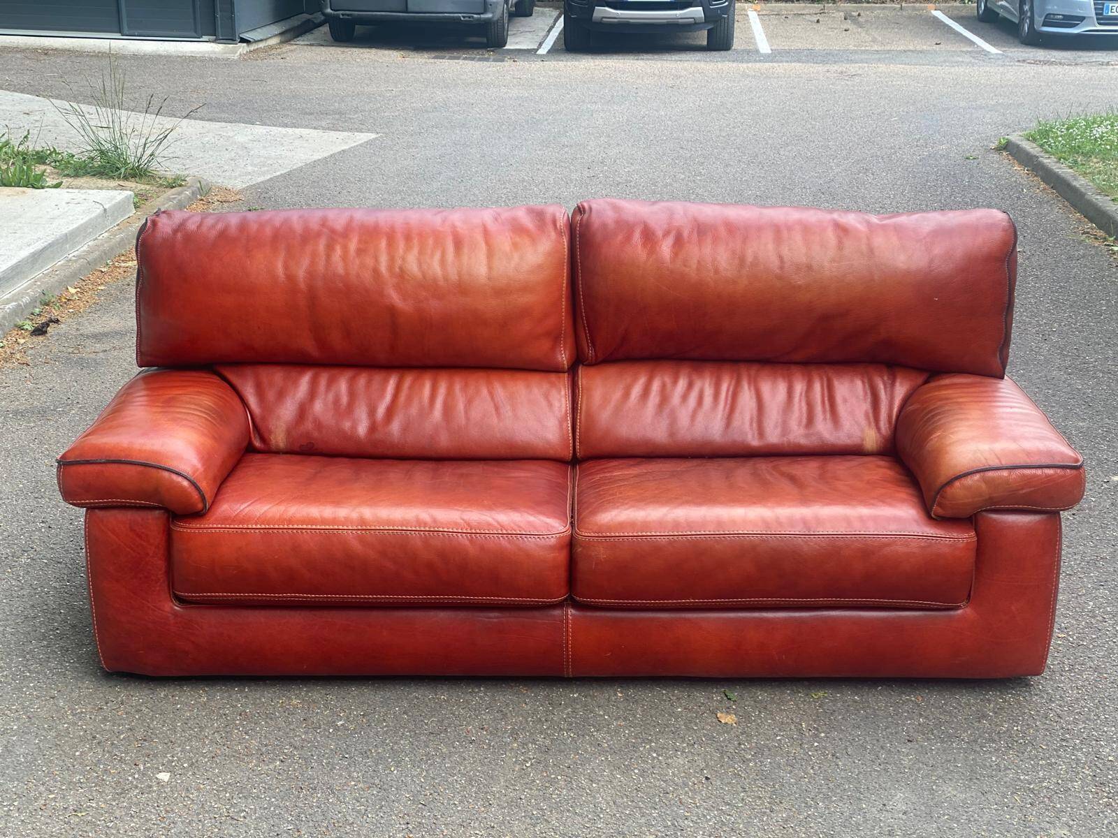 3-seater burgundy leather sofa convertible into a 2-seater bed 1940