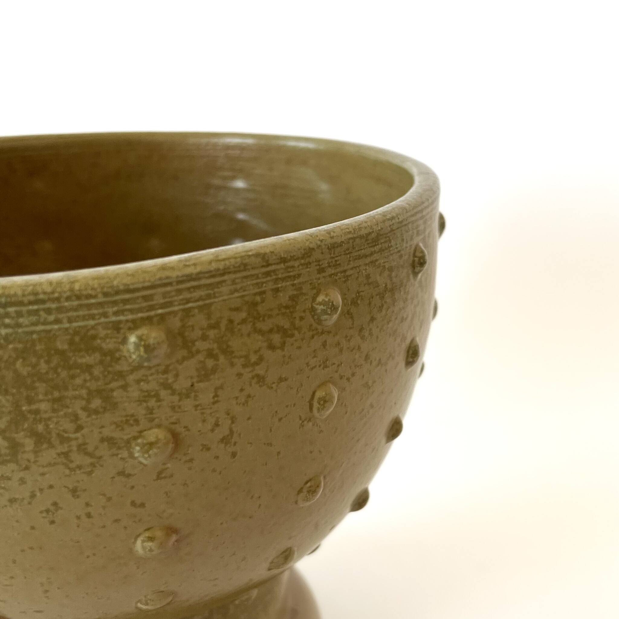 Grande coupe Primavera Art Déco en céramique émaillée olive - Années 1930