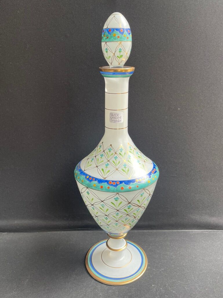 Large signed decanter - Hand decoration - XXth