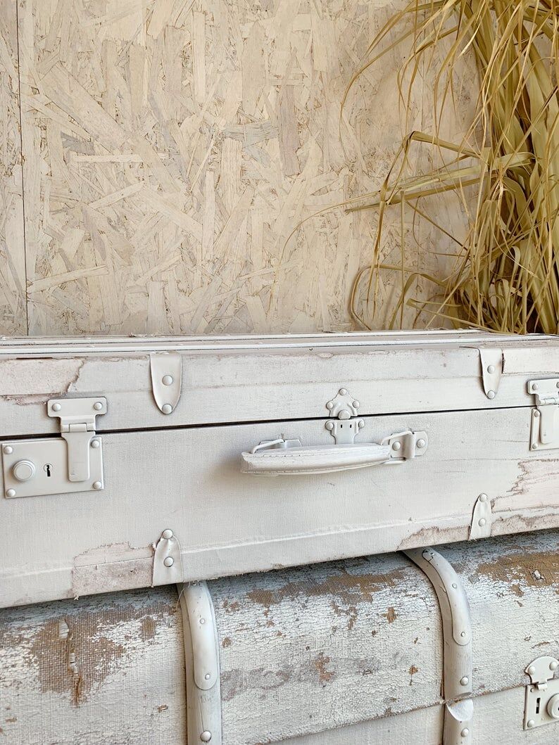 Vintage case