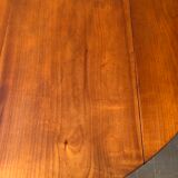 Round table with antique flaps